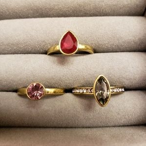 Chloe and Isabel bouquet rouge stackable rings